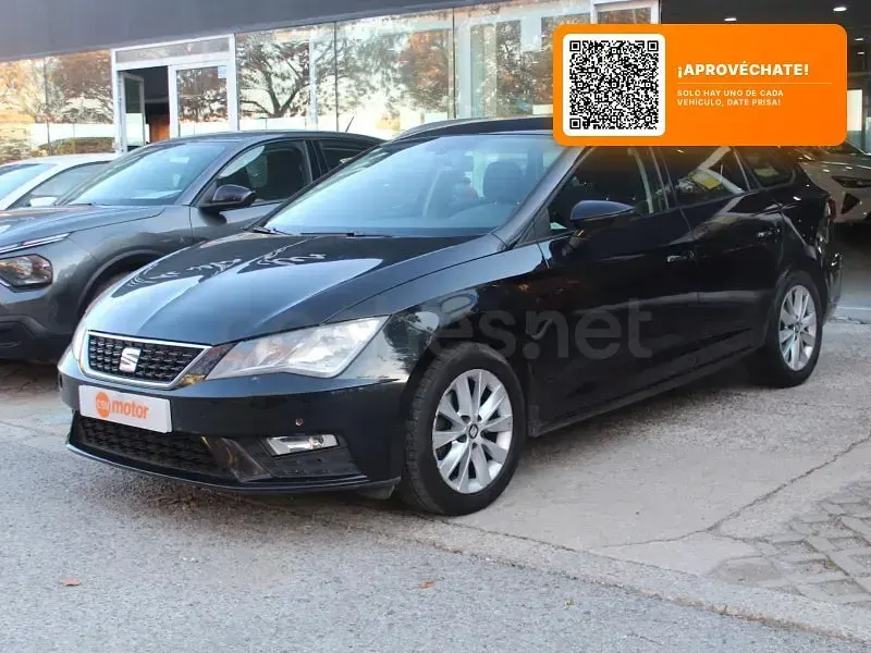 Usado Seat Leon Reference 130 CV (95 kW) 2018 Negro Berlina