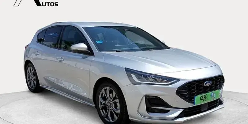 Usado Ford Focus ST-Line 155 CV (114 kW) 2024 Gris plata