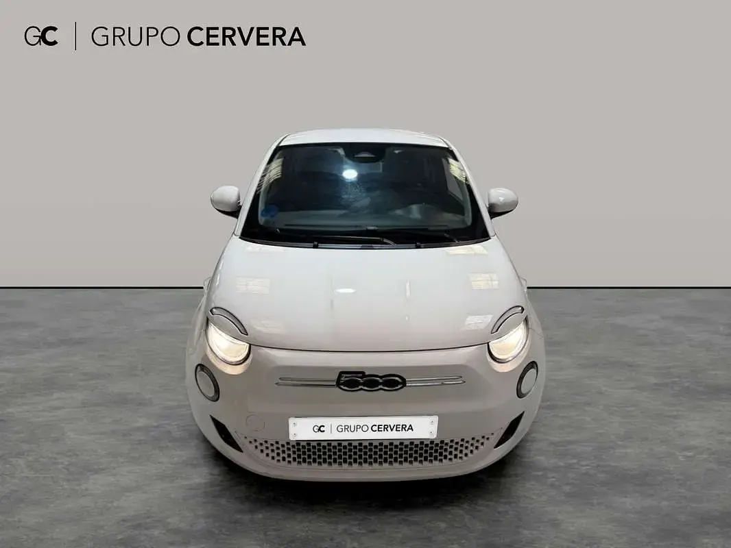 Usado Fiat 500e Action 69 kW (95 CV) 2022 Blanco Utilitario