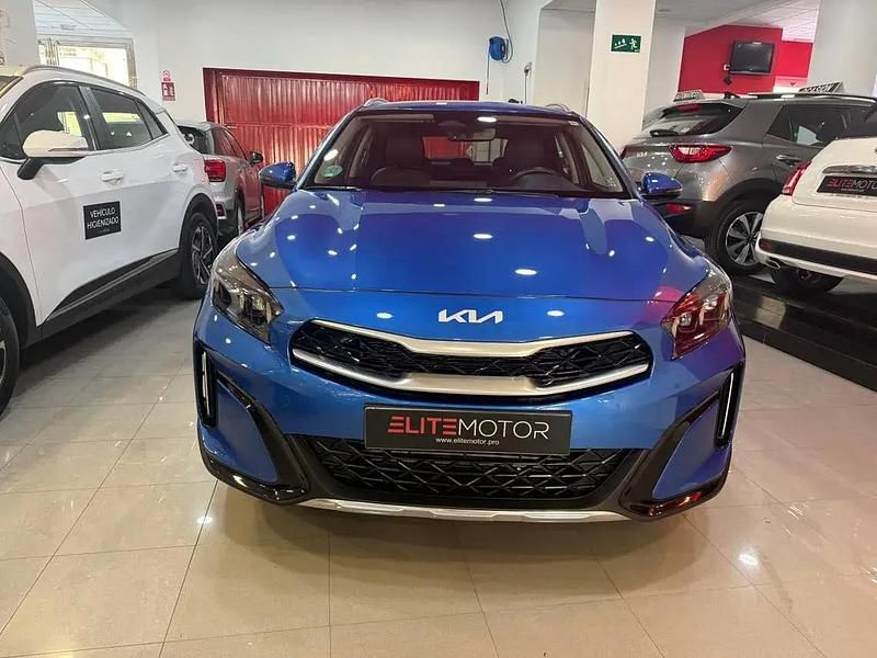 Usado Kia XCeed 100 CV (73 kW) 2024 Azul SUV