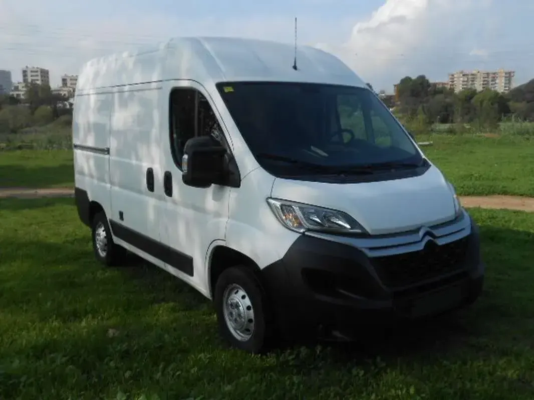 Usado Citroën Jumper 131 CV (96 kW) 2019 Blanco Monovolumen