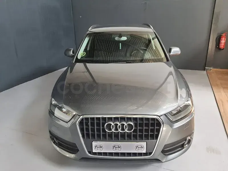 Usado Audi Q3 Advanced 140 CV (102 kW) 2013 Gris / plata SUV