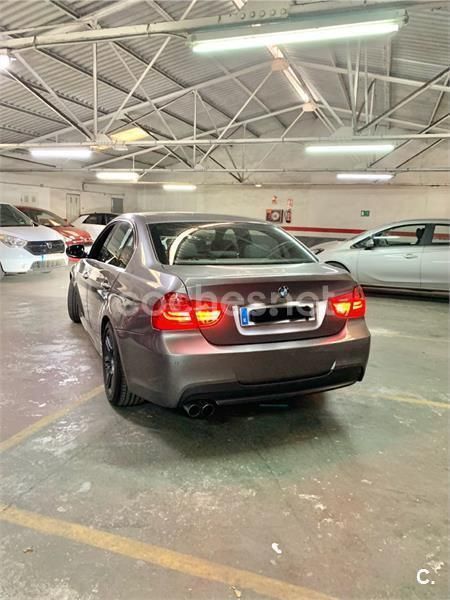 Begagnad BMW 330 245 HK (180 kW) 2011 Grå Sedan