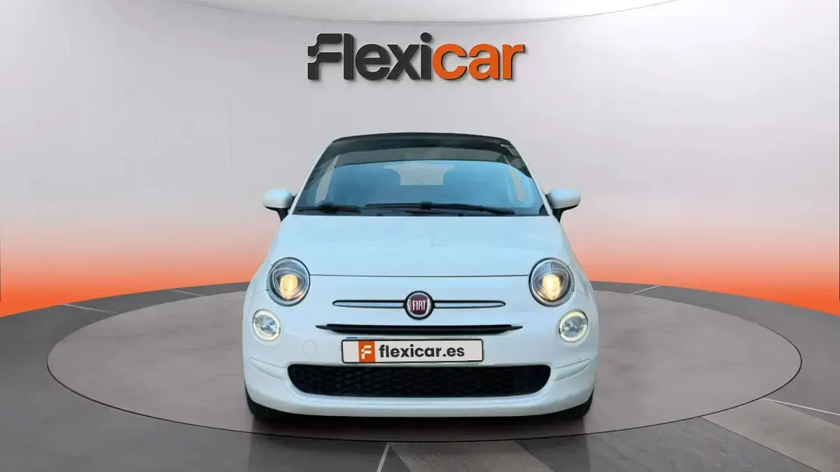 Usado Fiat 500 Club 71 CV (52 kW) 2023 Blanco Descapotable