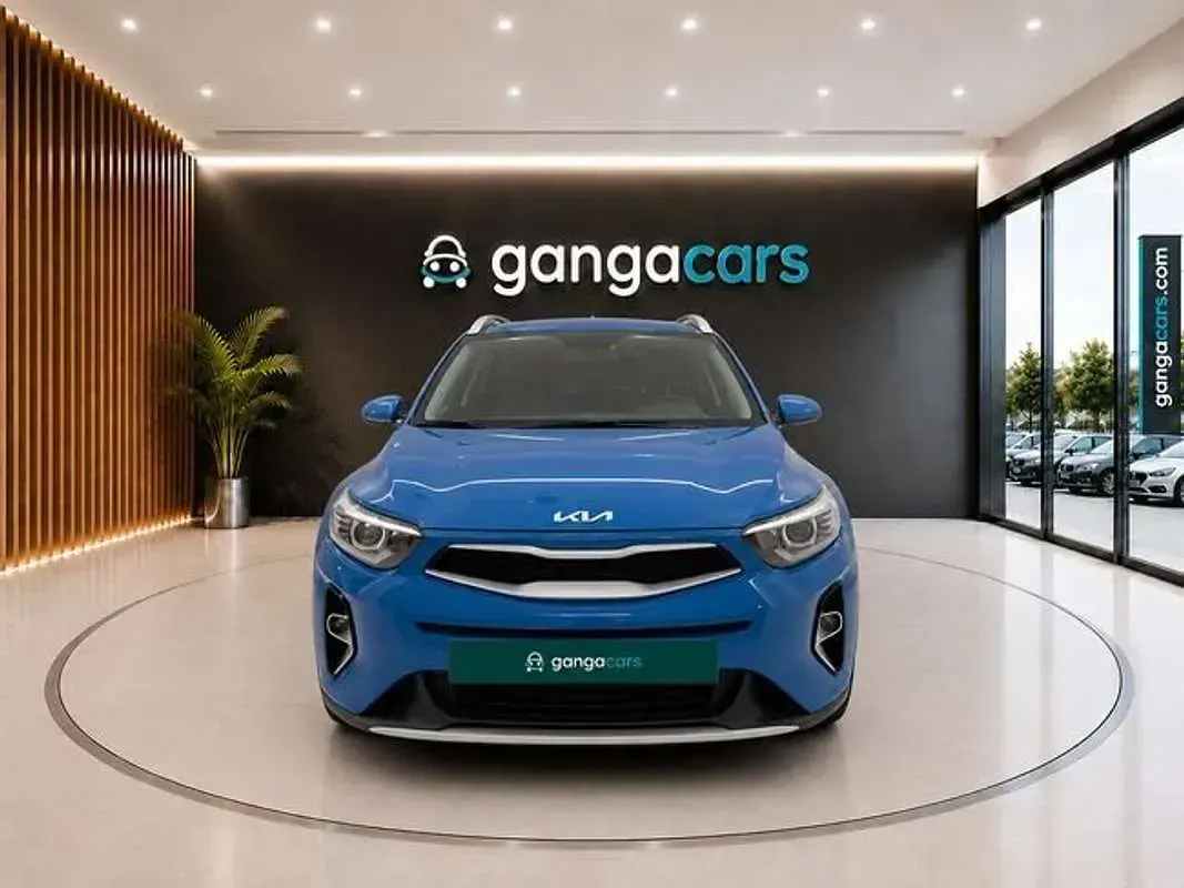 Usado Kia Stonic 84 CV (61 kW) 2022 Azul SUV