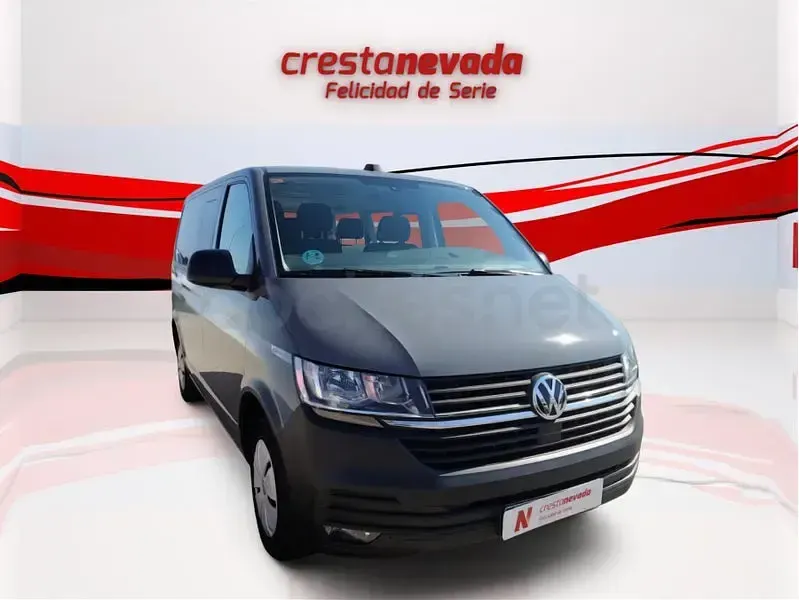 Usado VW Caravelle 110 CV (80 kW) 2023 Gris / plata Van