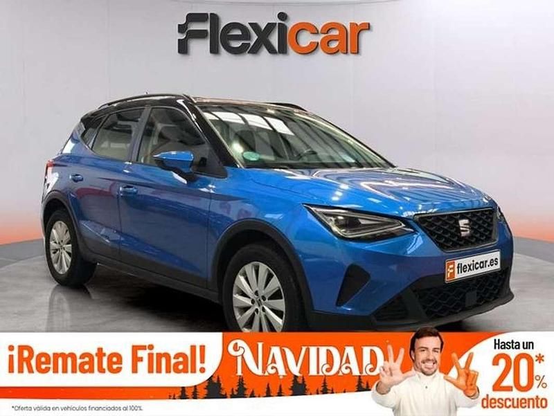 Usado Seat Arona Style 110 CV (80 kW) 2023 Azul SUV