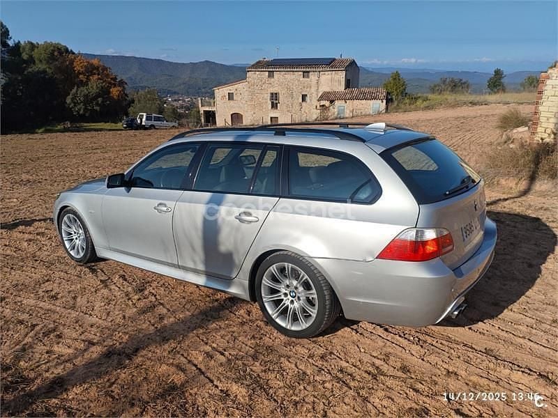 Usado BMW 545 333 CV (244 kW) 2004 Gris / plata Familiar