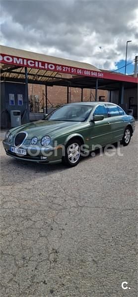 Usado Jaguar S-Type 240 CV (176 kW) 2000 Verde Berlina