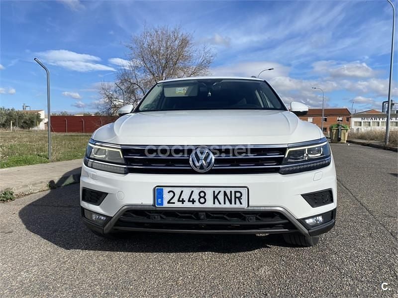 Usado VW Tiguan Allspace Sportline 240 CV (176 kW) 2018 Blanco SUV