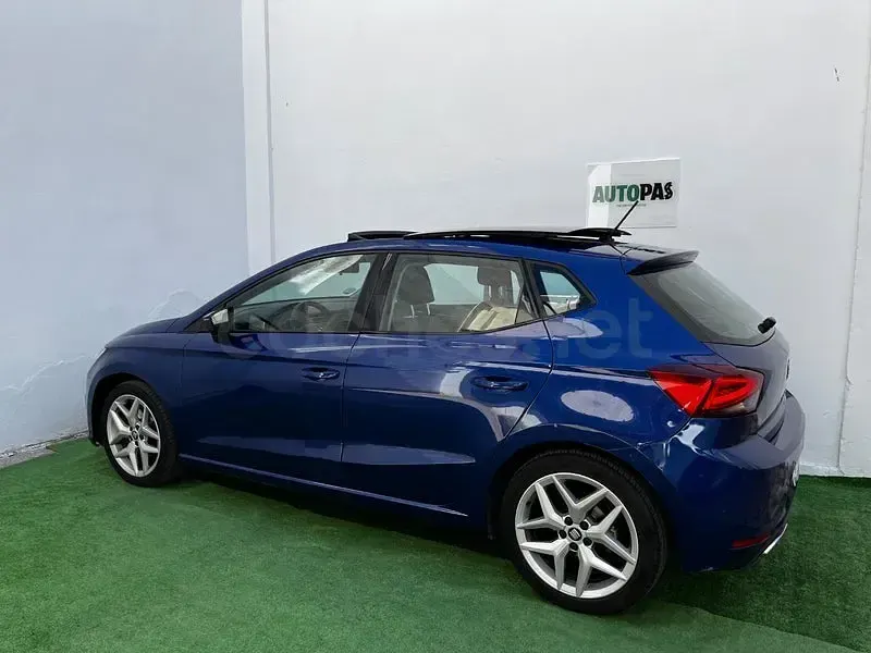 Usado Seat Ibiza FR 115 CV (84 kW) 2017 Azul Berlina