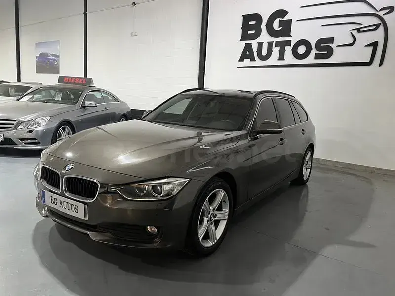 Usado BMW 320 184 CV (135 kW) 2012 Marrón Familiar