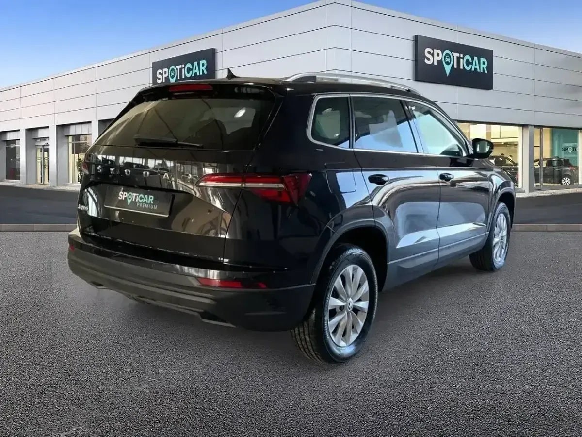 Używany Skoda Karoq Ambition 150 KM (110 kW) 2023 Czarny SUV