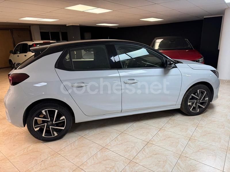 Usado Opel Corsa 100 CV (73 kW) 2025 Blanco Berlina