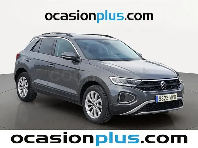 Usado VW T-Roc Life 115 CV (84 kW) 2024 Gris / plata SUV