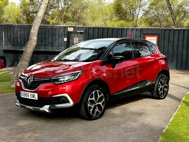 Usado Renault Captur XMOD 120 CV (88 kW) 2018 Rojo SUV