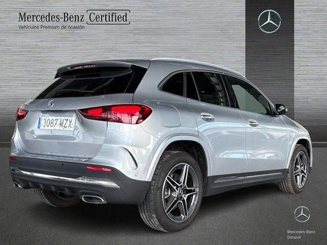 Usado Mercedes GLA250 AMG line 218 CV (160 kW) 2025 Plata hightech SUV