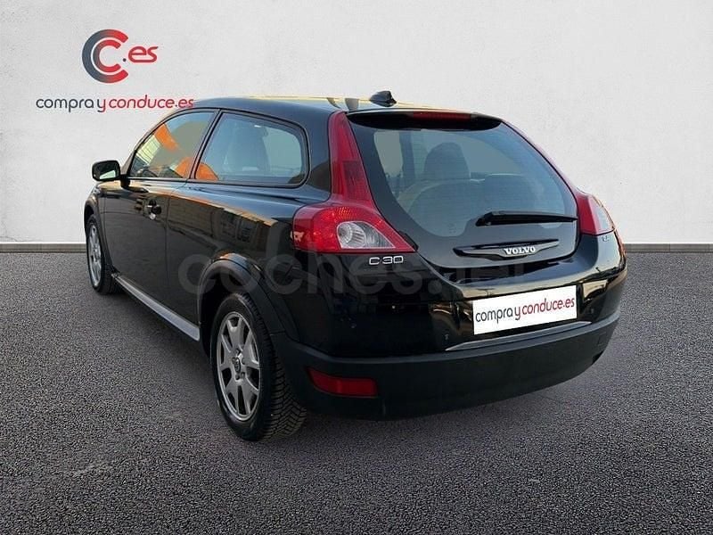 Usado Volvo C30 Summum 170 CV (125 kW) 2007 Negro Utilitario