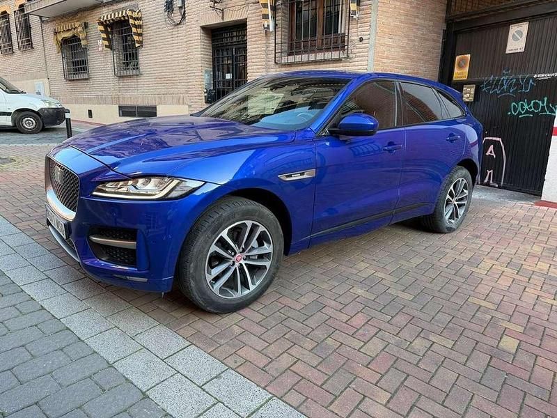 Usado Jaguar F-Pace R-Dynamic 250 CV (183 kW) 2020 Azul SUV