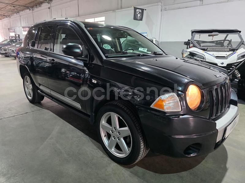 Negro Usado 2011 Jeep Compass Limited SUV | 10.100 € (Precio justo) - Imagen 1/4