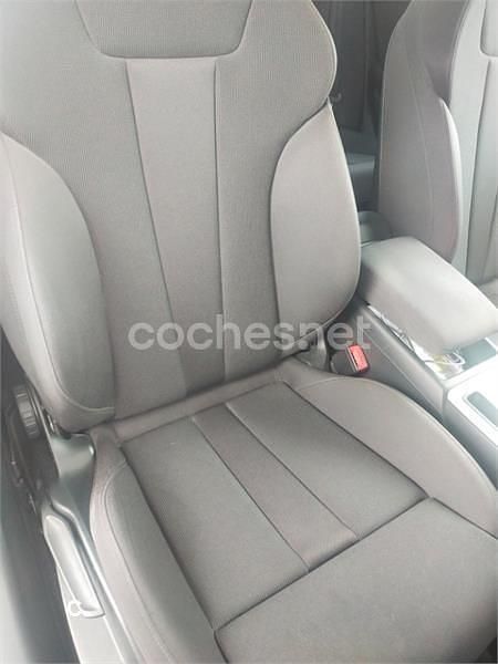 Usado Audi A4 Design 150 CV (110 kW) 2018 Gris / plata Berlina