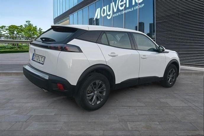 Usado Peugeot 2008 Active 110 CV (80 kW) 2021 SUV