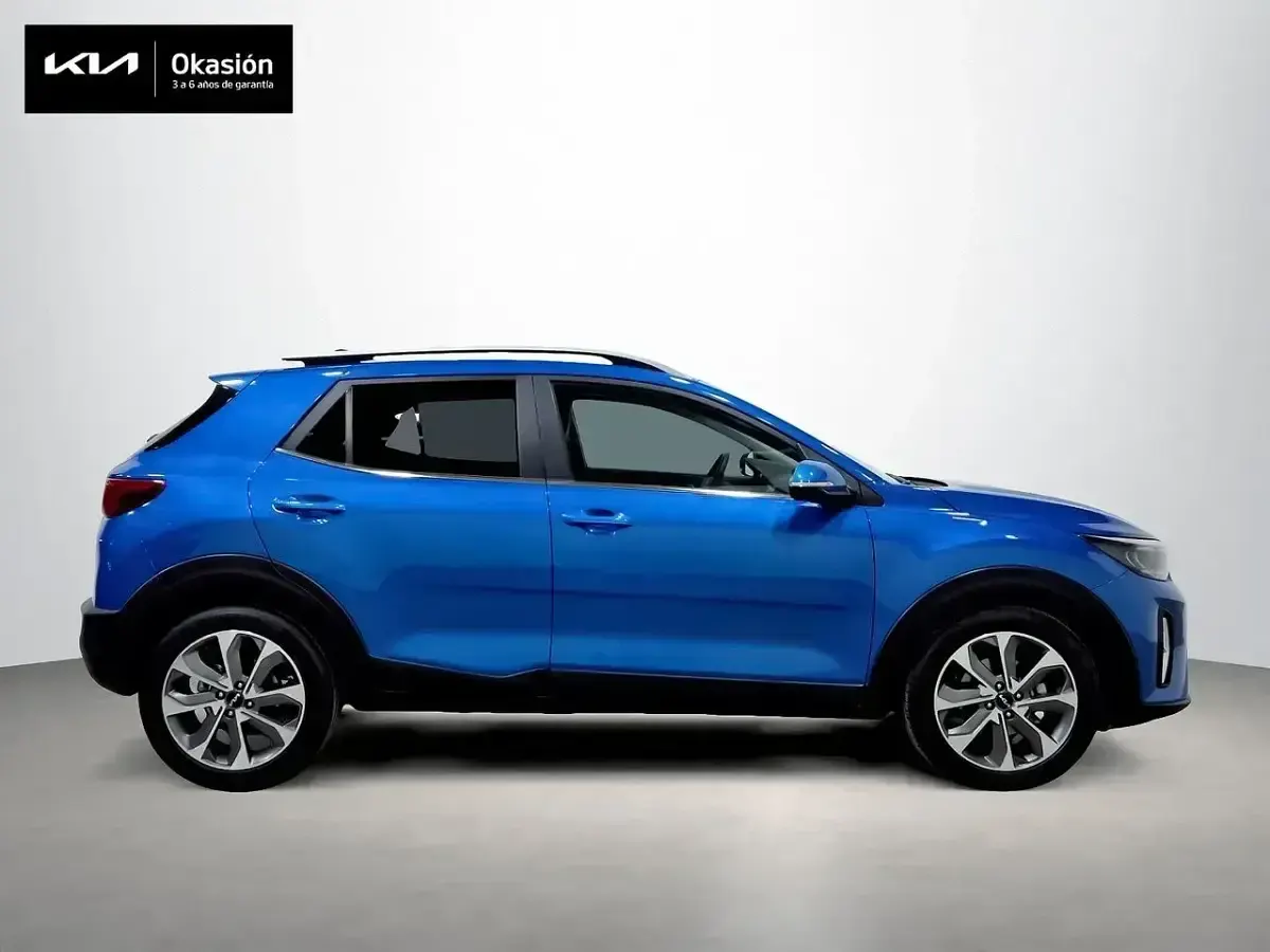 Usado Kia Stonic Style 100 CV (73 kW) 2023 Azul SUV