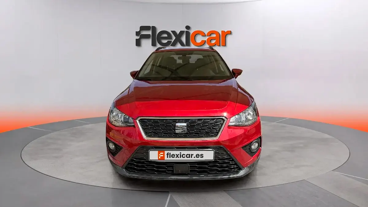 Usado Seat Arona Ecomotive 116 CV (85 kW) 2018 Rojo SUV