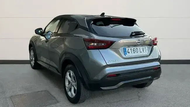 Usado Nissan Juke N-Connecta 114 CV (83 kW) 2021 Gris SUV