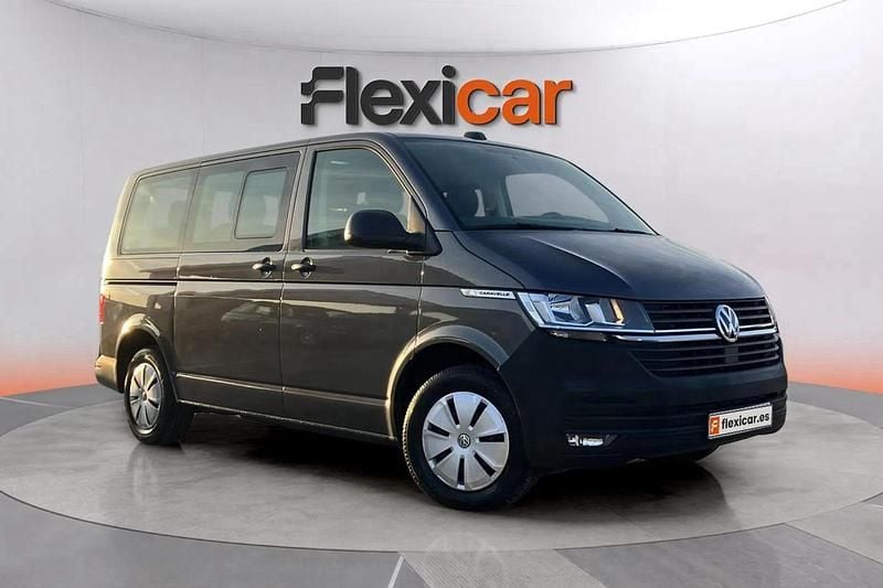 Gris Usado 2021 VW Caravelle Monovolumen | 26.990 € (Buen precio) - Imagen 1/4