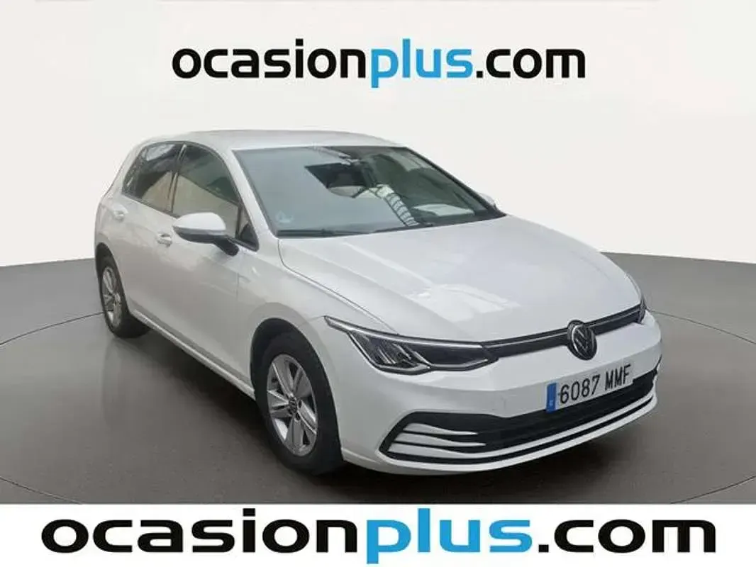 Usado VW Golf VIII Life 110 HP (80 kW) 2023 Branco Citadino