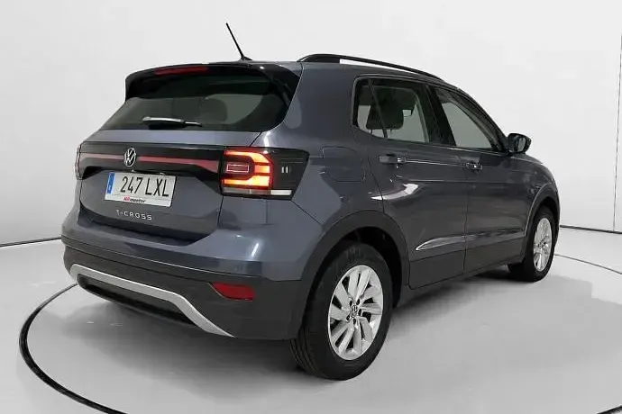 Usado VW T-Cross Advance 110 CV (80 kW) 2022 SUV