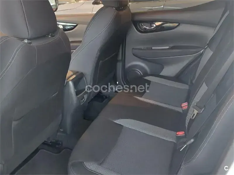 Usado Nissan Qashqai N-Connecta 158 CV (116 kW) 2021 Blanco SUV
