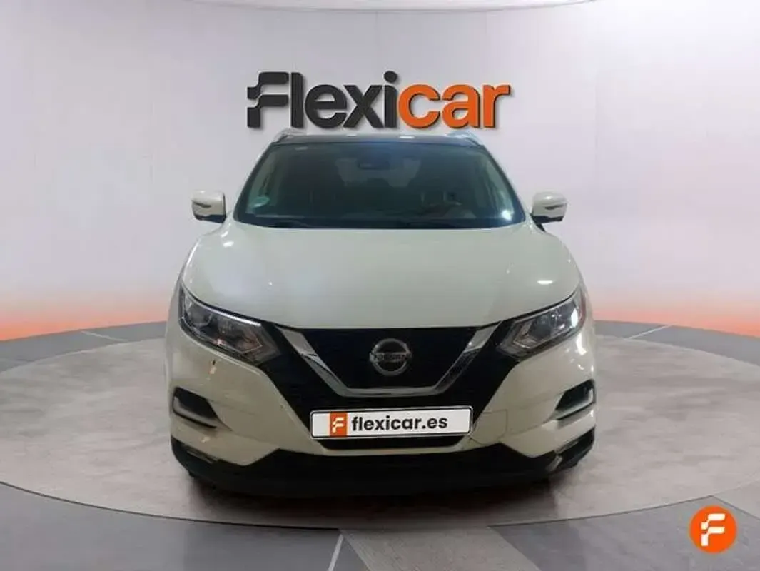 Usado Nissan Qashqai Acenta 140 CV (102 kW) 2018 Blanco SUV