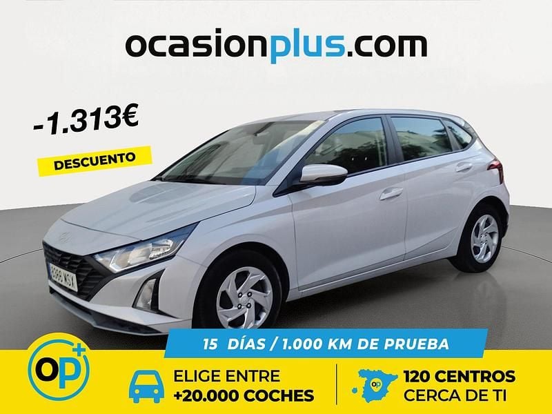 Gris Usado 2024 Hyundai i20 Berlina | 14.450 € (Precio justo) - Imagen 1/4
