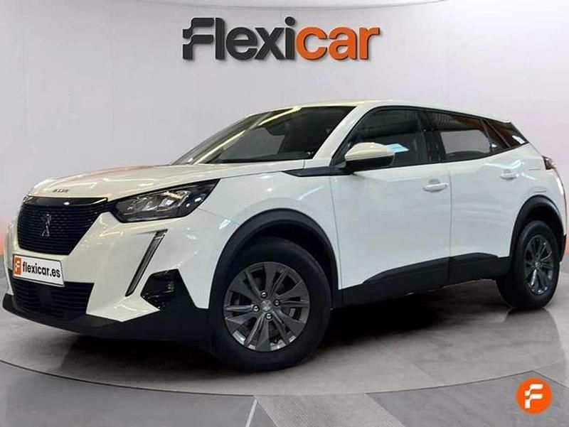 Usado Peugeot 2008 Active 111 CV (81 kW) 2021 Blanco SUV