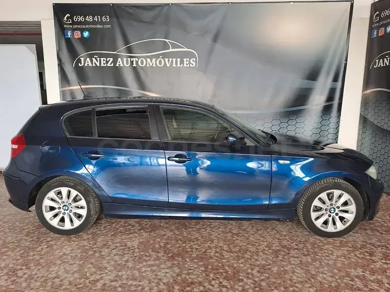 Usado BMW 118 143 CV (105 kW) 2010 Azul Utilitario