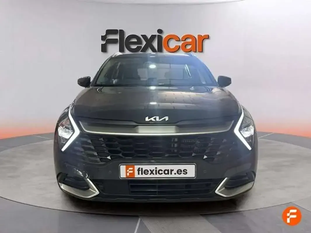 Usado Kia Sportage 136 CV (100 kW) 2023 Gris SUV