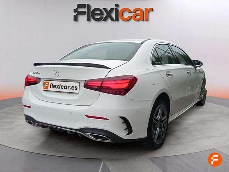 Usado Mercedes A250 218 CV (160 kW) 2023 Blanco Berlina
