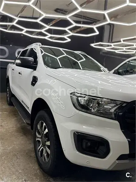 Usado Ford Ranger Wildtrack 213 CV (156 kW) 2021 Blanco Pickup/Camioneta