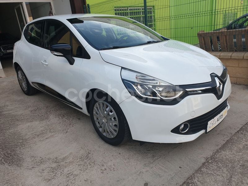 Blanco Usado 2014 Renault Clio IV Business Berlina | 8500 € (Un poco caro) - Imagen 1/4