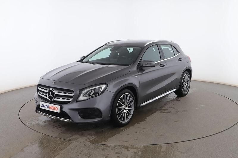 Gris Usado 2020 Mercedes GLA200 Urban SUV | 26.399 € (Buen precio) - Imagen 1/3
