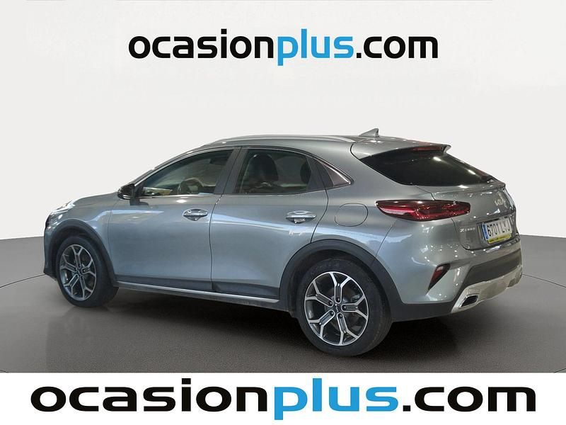 Usado Kia XCeed 160 CV (117 kW) 2022 Gris plata SUV