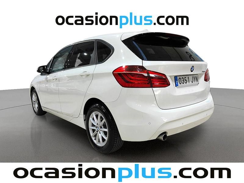 Usado BMW 218 Active Tourer 150 CV (110 kW) 2017 Blanco Monovolumen