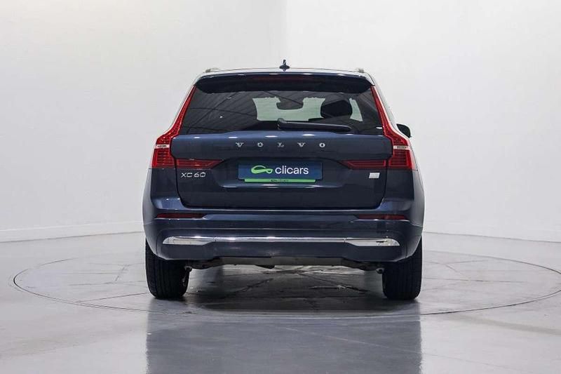 Usado Volvo XC60 Inscription 341 CV (250 kW) 2021 Azul SUV