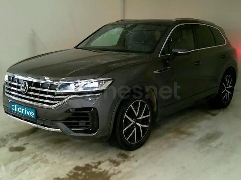 Usado VW Touareg 286 CV (210 kW) 2022 Gris / plata SUV