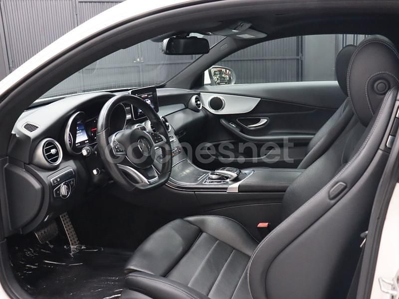 Usado Mercedes C220 AMG line 170 CV (125 kW) 2016 Blanco Coupe