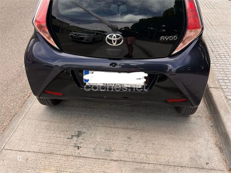 Azul Usado 2016 Toyota Aygo X-cite Utilitario | 8500 € (Precio justo) - Imagen 1/4
