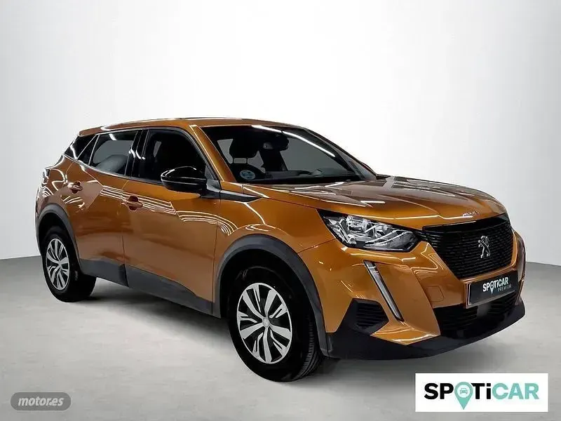 Usado Peugeot 2008 Active 100 CV (73 kW) 2023 Naranja SUV