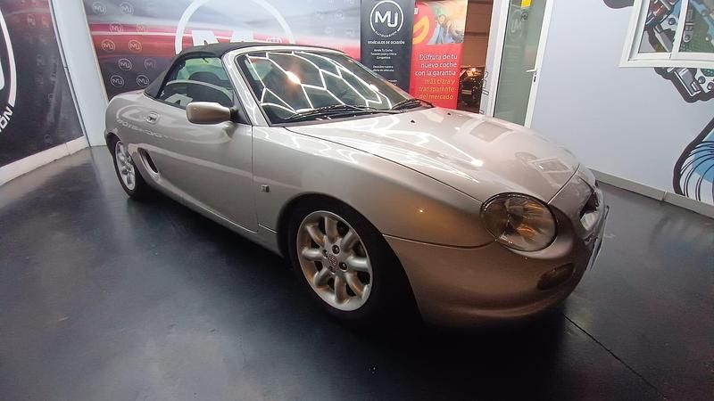 Usado MG TF 120 CV (88 kW) 2001 Gris Descapotable